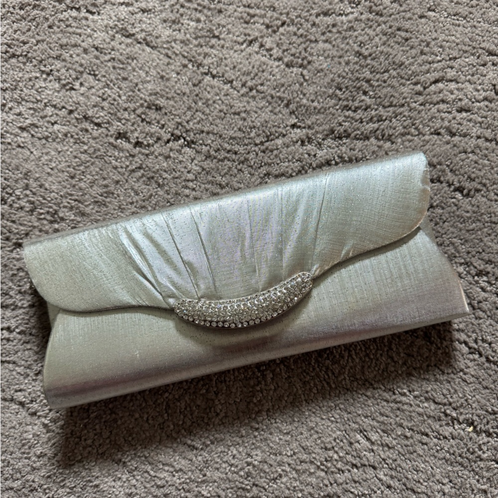 Elegant Silver Clutch Bag Evening Bag with Long Chain